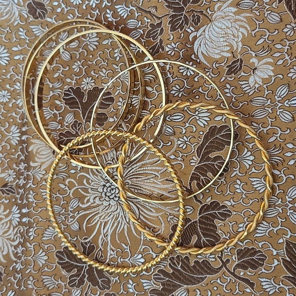 Costume Bangle Set - Picture 11 of 13